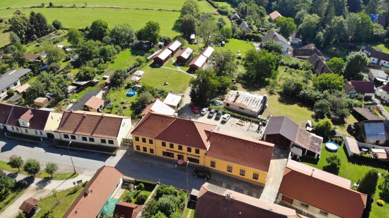 Chaty U Cvrku Orlik Exterior photo